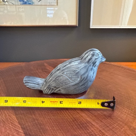 Inuit Soapstone Bird Sculpture, First Nations Art, hand carved Stone Bird - Picture 7 of 14
